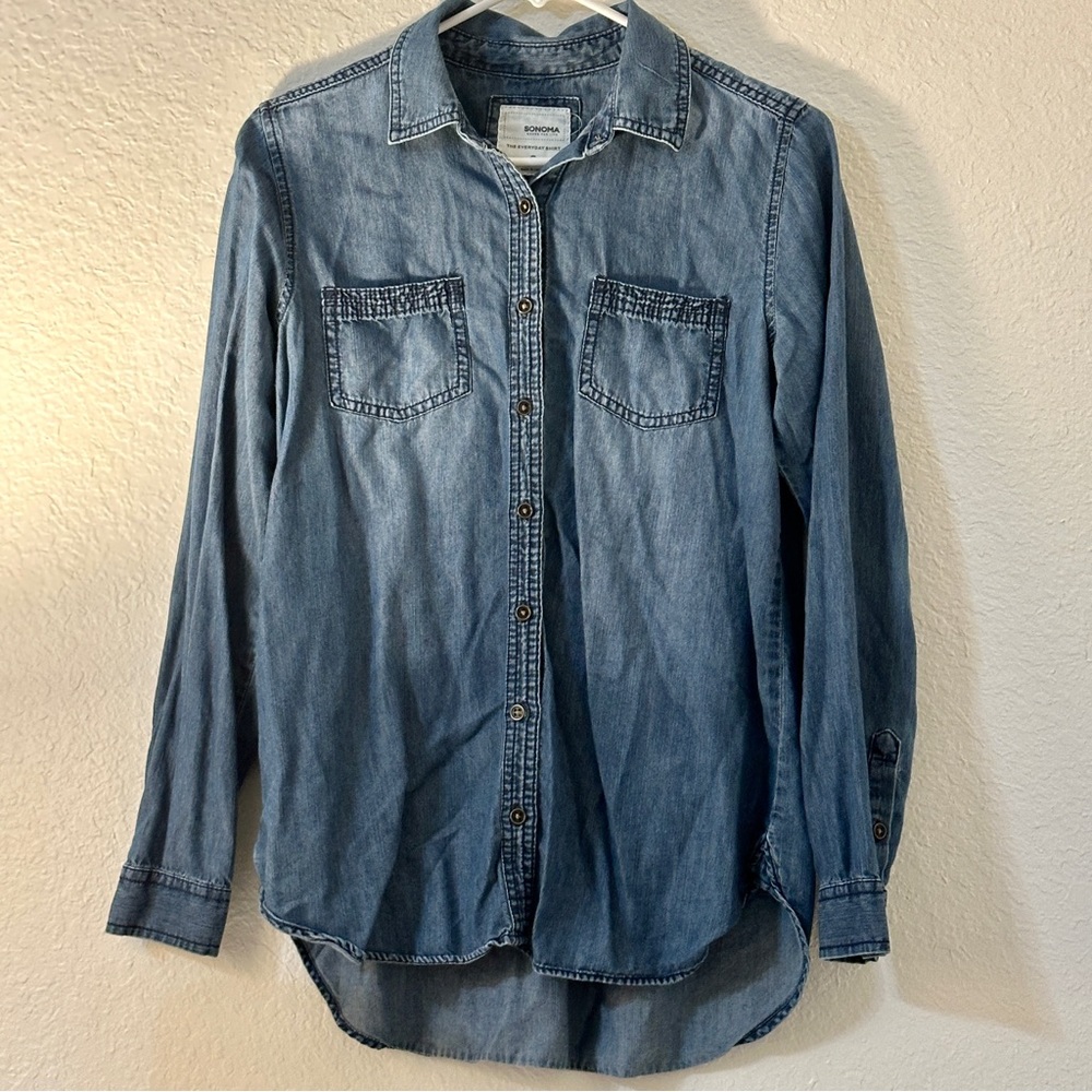 Sonoma long sleeve denim button up shirt small